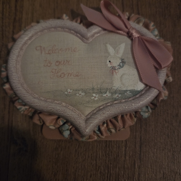 Welcome To Our Home 80's Country Cottagecore Needlepoint Bunny - Picture 2 of 3